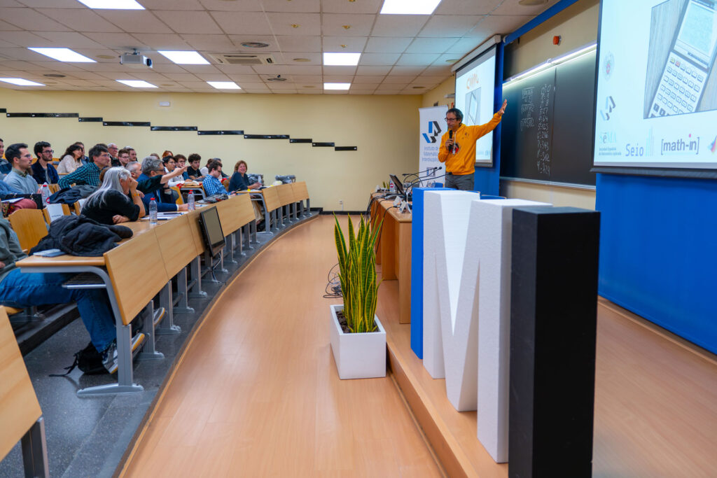 Alberto Coto Ceremonia de entrega de premios del VII Facultad de Ciencias Matemáticas