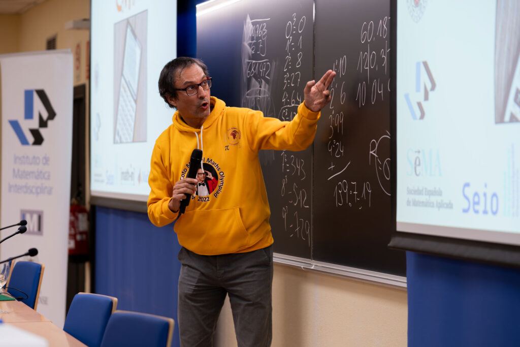 Alberto Coto en la Universidad Complutense de Madrid