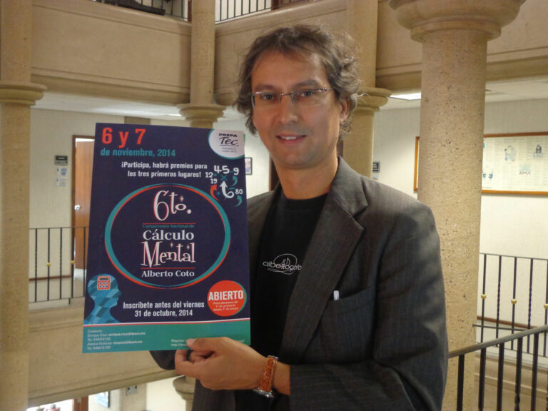 Alberto Coto autor de 12 libros
